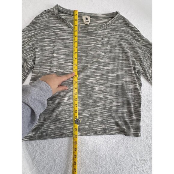 Womens SPADE & HEART Knit Top Medium Cold Shoulder Long Sleeve Casual USA - Picture 6 of 11